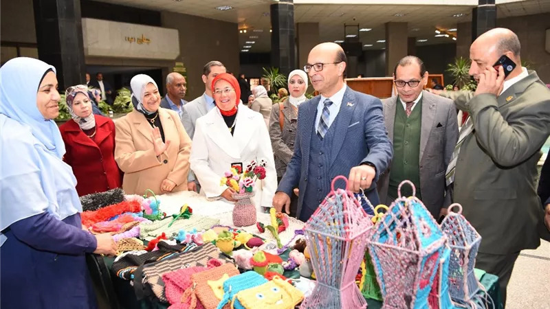 رئيس جامعة أسيوط يشهد افتتاح ملتقى المرأة الريفية وتحقيق التمكين