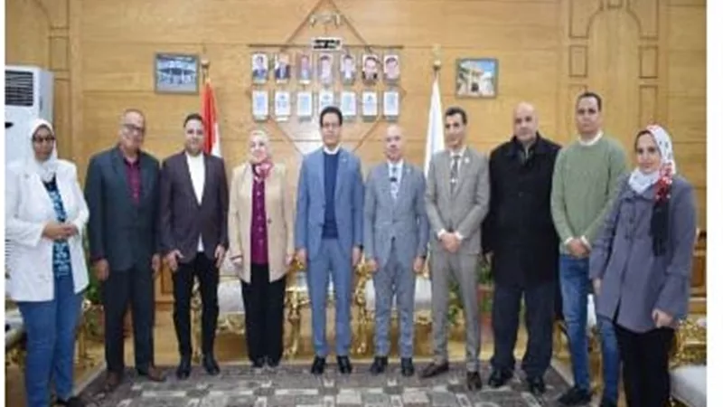 رئيس جامعة بنها: نسعى لتوفير التدريب وتعلم المهارات الرقمية