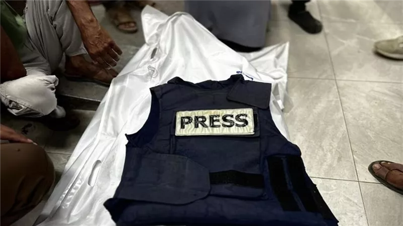 استشهاد صحفية فلسطينية في غارة إسرائيلية وسط مدينة غزة
