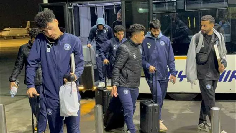 رعب وإغماء.. هاني سعيد يكشف كواليس الهبوط الاضطراي لبعثة بيراميدز