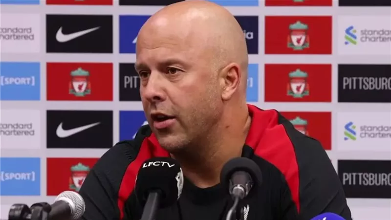سلوت: الأموال وراء تألق نوتينجهام ولا يمكن استبعاد مانشستر سيتي