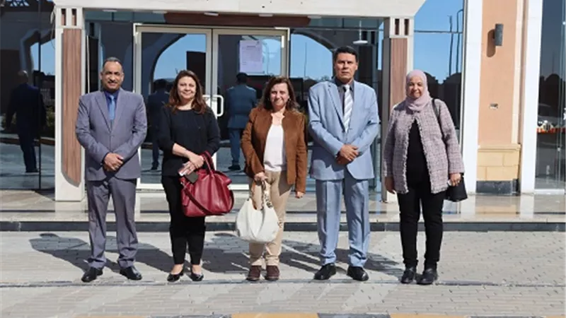بحث إنشاء مركز التطوير المهنى بالجامعة التكنولوجية بالأقصر