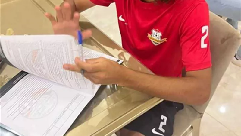كيما أسوان يضم طلبة لاعب المقاولون العرب