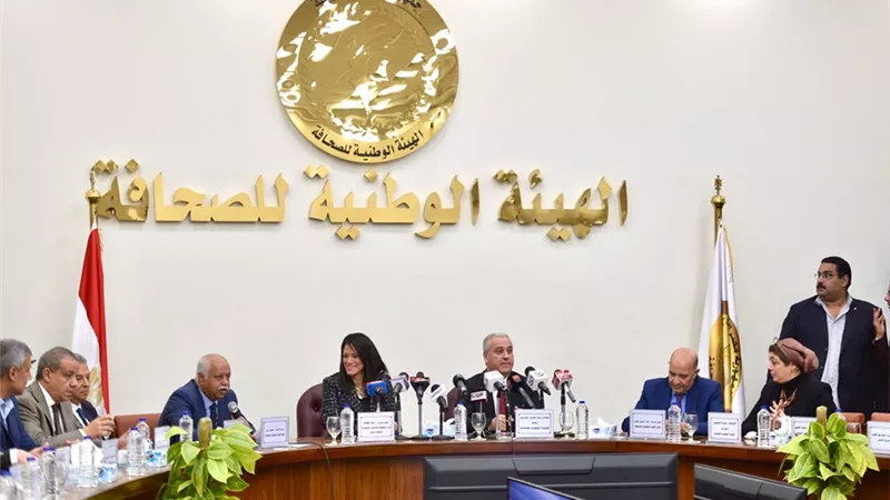 الشوربجى : صحافة مصر القومية في مقدمة المدافعين عن الوطن وأولوياته