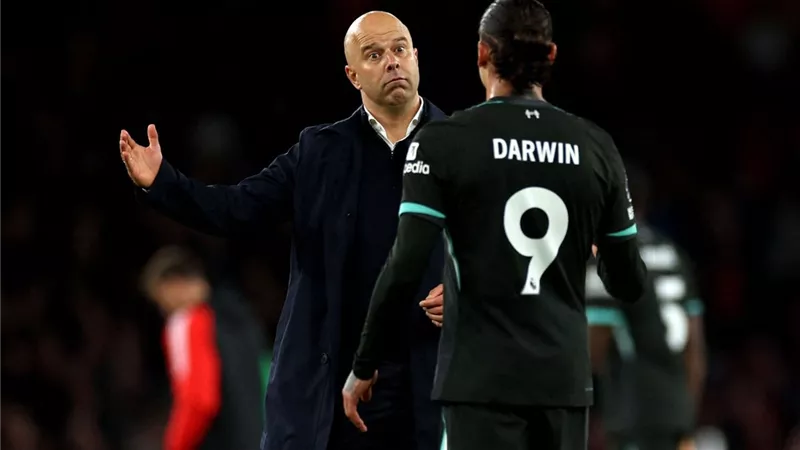 غيابات ليفربول أمام نوتينجهام فورست بالدوري الإنجليزي