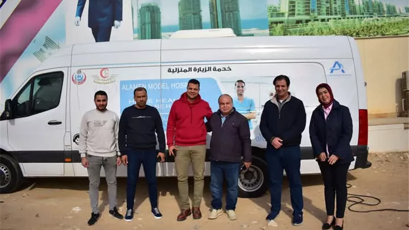قافلة طبية متخصصه للكشف علي العاملين بمواقع مدينة العلمين الجديد