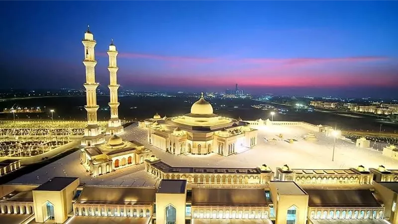 الأزهري يدعو مفتي الجمهورية خطيبًا لأول جمعة بمسجد مصر الكبير