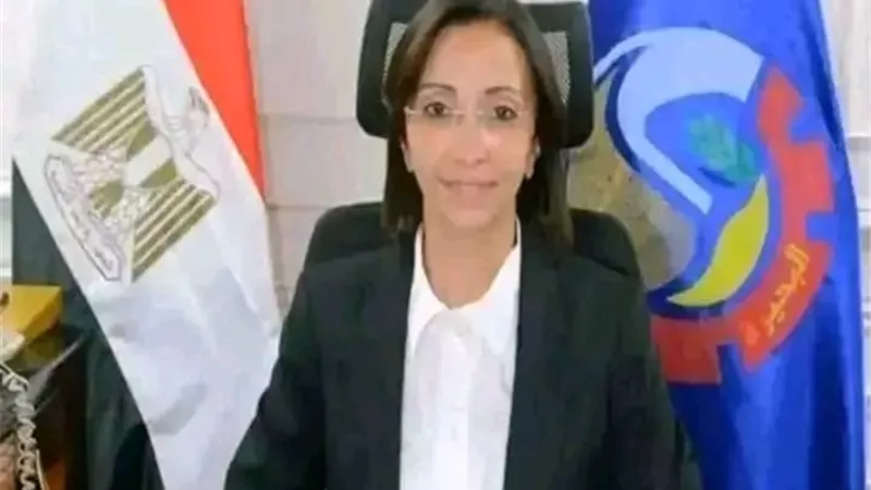 محافظ البحيرة توجه بتشكيل لجنة وإزالة الأعمال المخالفة