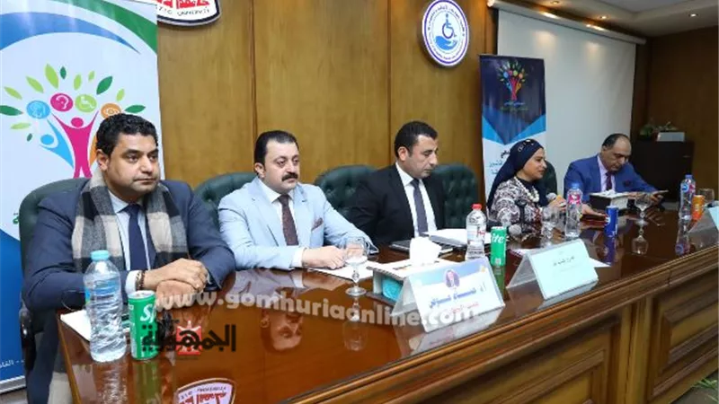 الببلاوى يستقبل وفد المجلس القومي للأشخاص ذوي الإعاقة