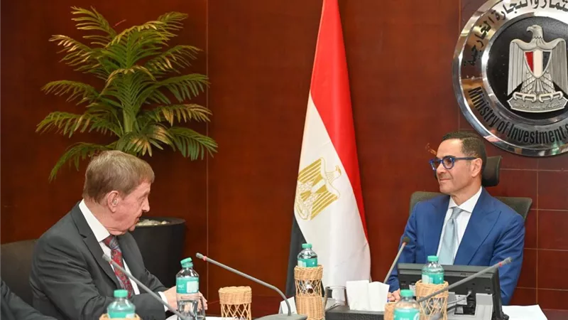 الخطيب: المنطقة الاقتصادية لقناة السويس مركز عالمي للتجارة والاستثمار