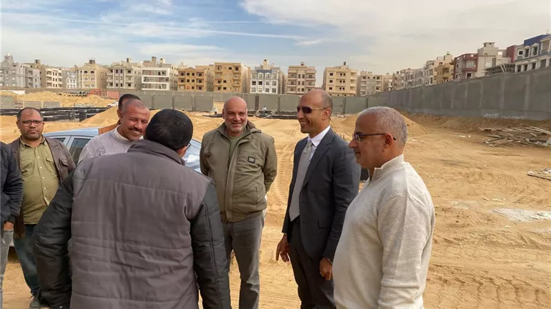 جهاز القاهرة الجديدة يُعلن الانتهاء من أعمال الطرق بحي جاردينيا 2