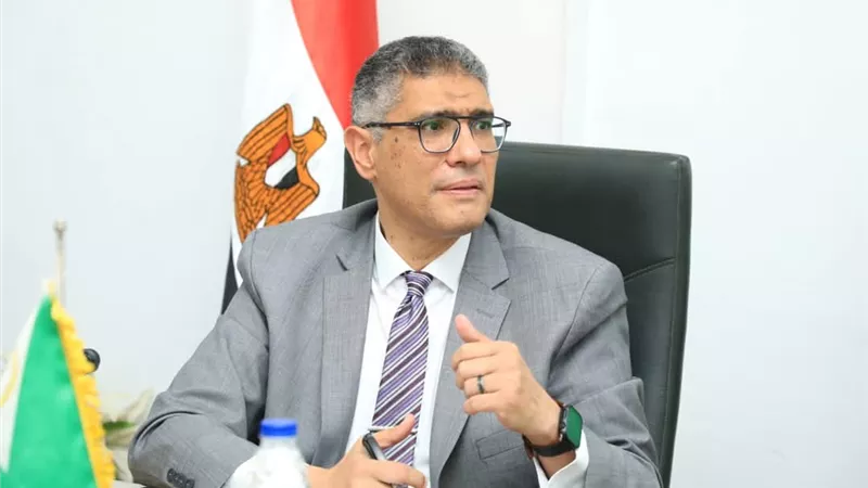 محافظة الجيزة تضبط ٣.٥ طن مواد غذائية منتهية الصلاحية