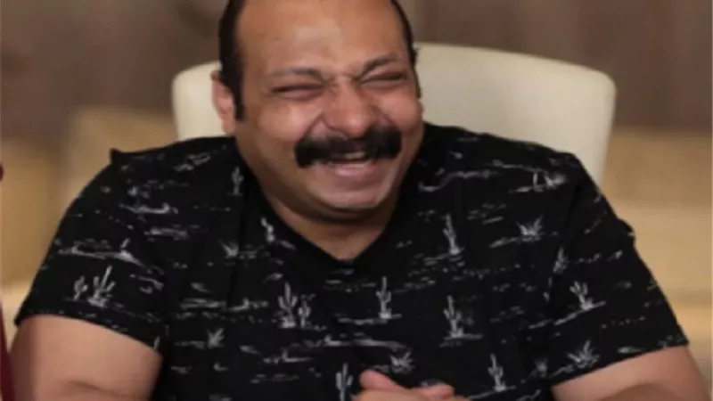 محمد ثروت يروي معاناته مع الرسوب!