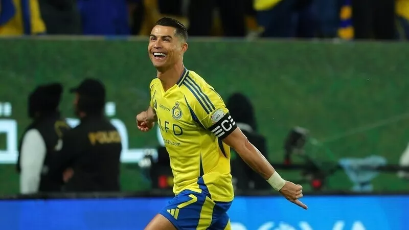 تفاصيل العقد الجديد لـ كريستيانو رونالدو مع النصر السعودي