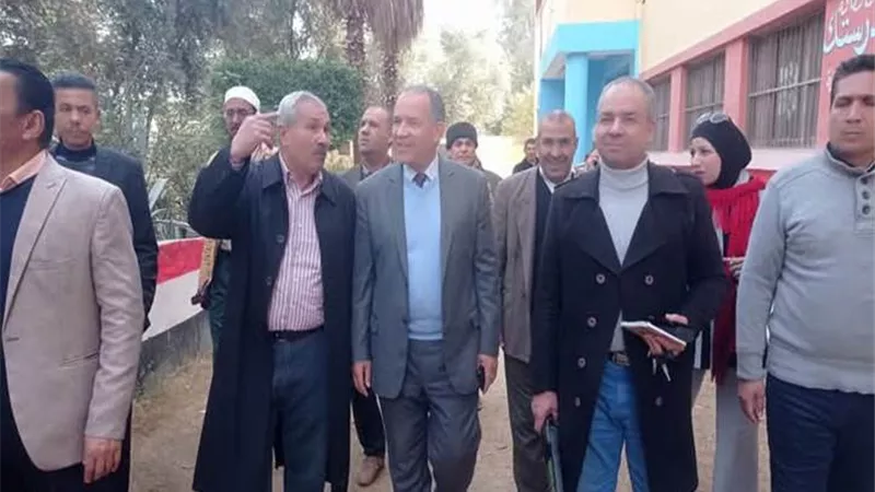 محافظ أسيوط يوجه بمتابعة امتحانات نصف العام