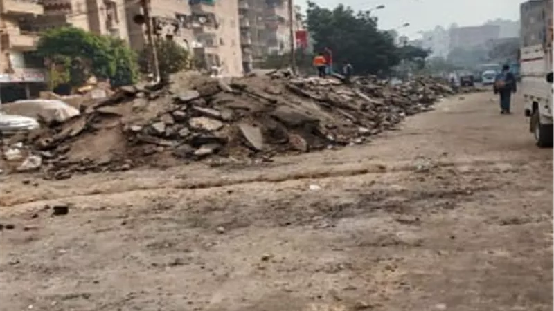 محافظ القليوبية يتابع اعمال رصف شوارع غرب شبرا الخيمة
