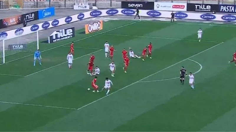 الزمالك يكتفي بثلاثية في شباك حرس الحدود بالشوط الأول..فيديو