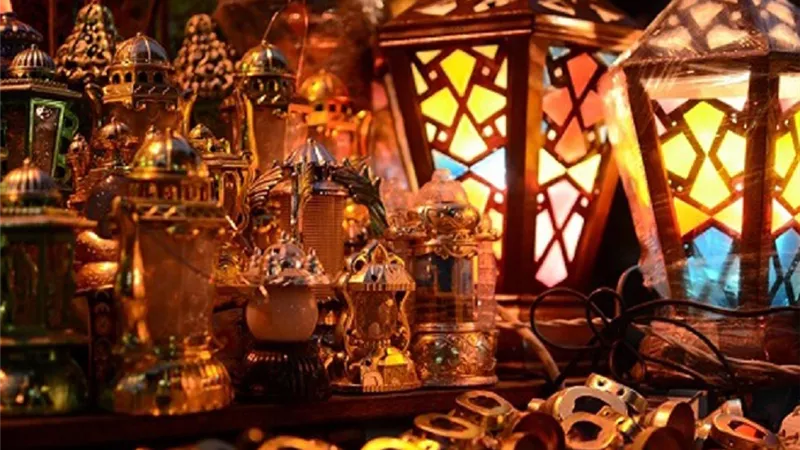 قبل اقتناءها..اعرف حكم شراء الفوانيس والزينة استقباًلا لرمضان