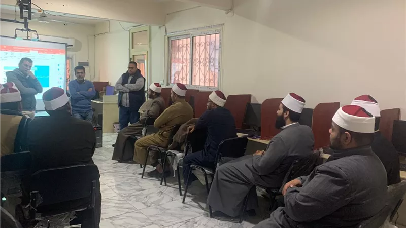 ندوة للتثقيف الرقمي والمالي للائمة بادارة اوقاف الحمام بمطروح
