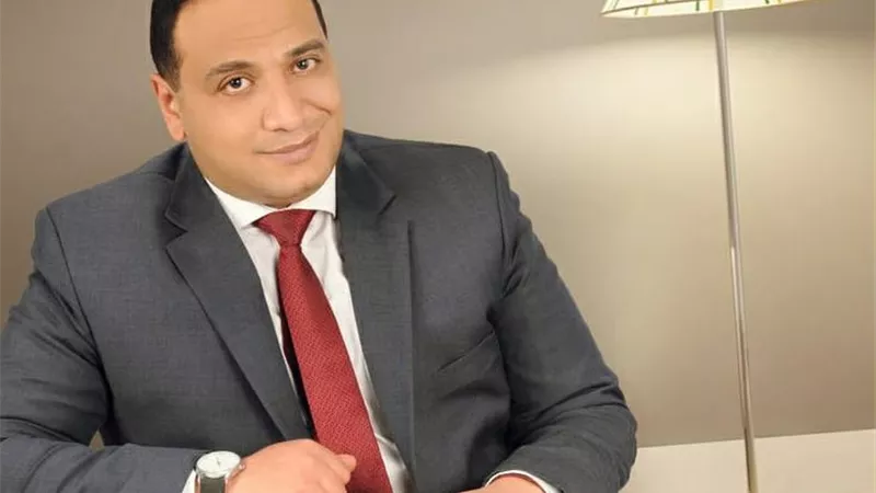 تحويل الجهد المتوسط إلى كابلات أرضية بـ3 مناطق في أسيوط