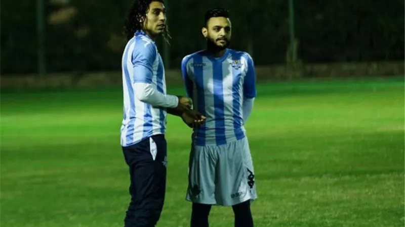 رسميا.. المقاصة يخطف مهاجم بيراميدز من الزمالك