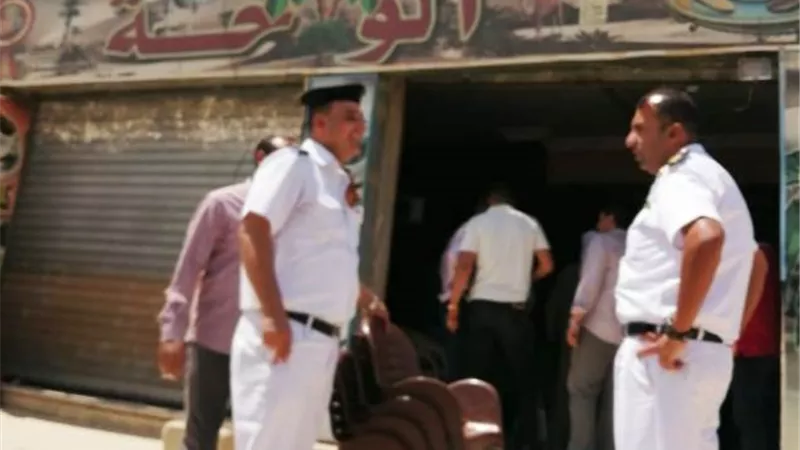 جهاز بدر يشن الحرب على المخالفات والعشوائيات فى المدينة بالتعاون مع شرطة التعمير.. بالصور