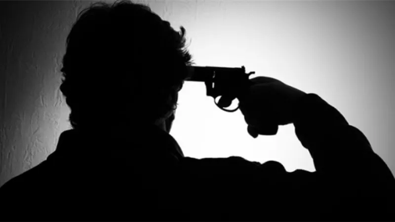 يطلق النار على نفسه هربا من تنفيذ الأحكام القضائية