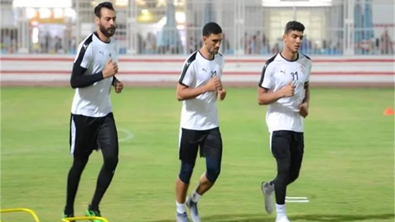 تدريبات خاصة لحراس الزمالك في مران اليوم