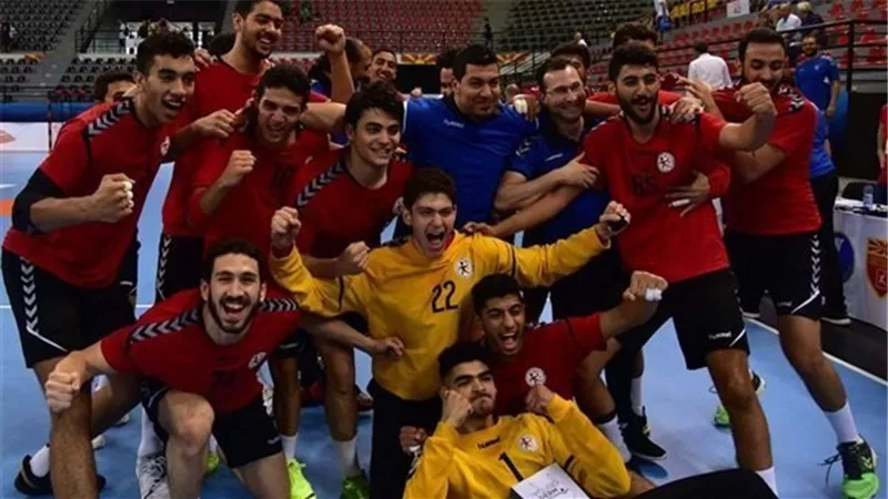 الشباب والرياضة تقرر رفع مكافأة منتخب ناشئي اليد لـ 150 ألف جنيه لكل لاعب