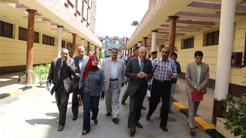 محافظ الجيزة يتفقد تجهيزات مدينة الطلبة والطالبات بالعجوزة