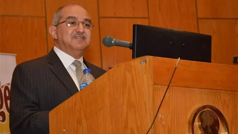 الجمال يهنئ عميد تربية رياضية لتعيينه نائباً لرئيس الاتحاد المصري لكرة القدم