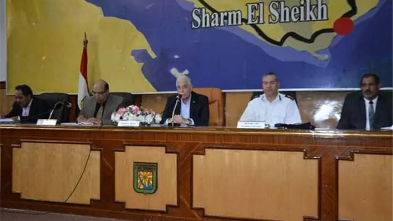 محافظ جنوب سيناء يترأس الاجتماع الثامن للمجلس التنفيذي ..صور
