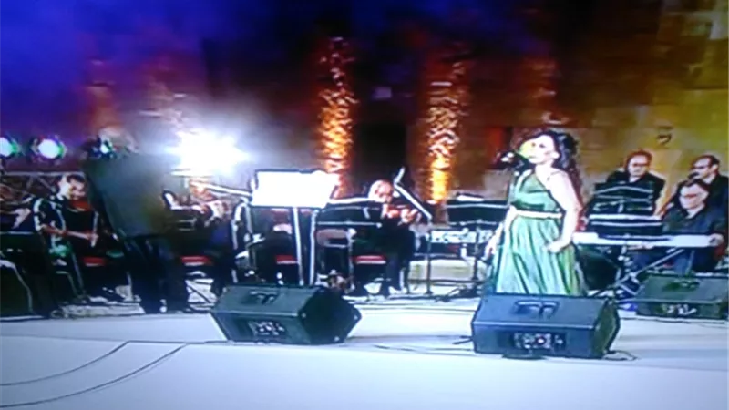 مروة ناجى تشعل مهرجان القلعه بـ اما براوه