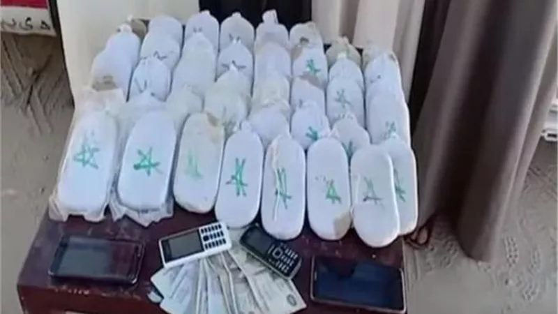 القبض على اخطر تاجر مخدرات بمنطقة السحر والجمال