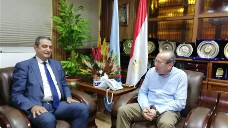 اجتماع رئيس جهاز شئون البيئة ومحافظ كفر الشيخ لمراجعة الاستعدادات لمجابهة السحابه السوداء لموسم 2019