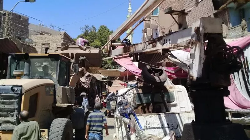 ازالة 262حالة إشغالات في حملة بمدينة الفشن