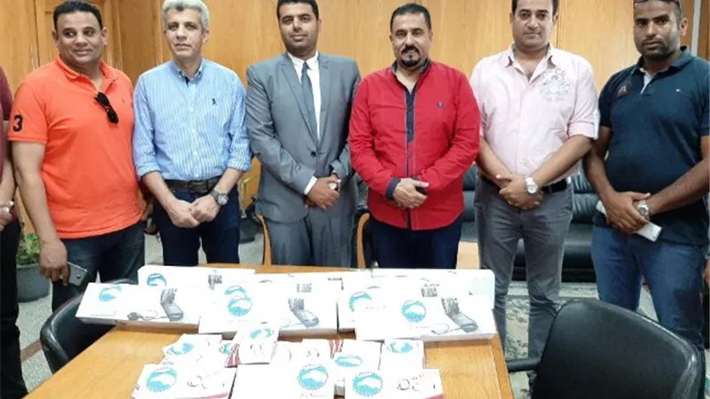 مستقبل وطن بالسويس يدعم التأمين الصحى باجهزة ومستلزمات طبية بالصور