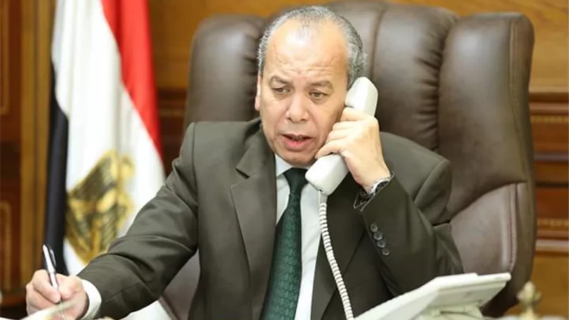 محافظ كفرالشيخ يتابع ضبط 144 الف وحدة زريعة أسماك بالطريق الدولي الساحلي