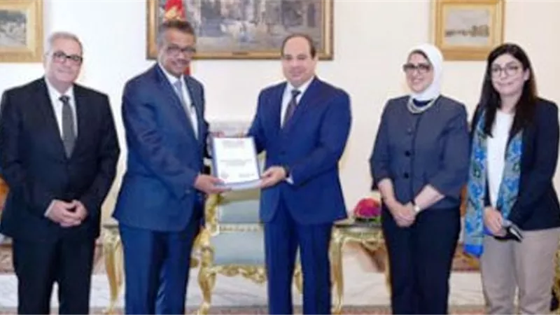مدير منظمة الصحة العالمية يشيد بجهود مصر فى تطوير القطاع الصحى