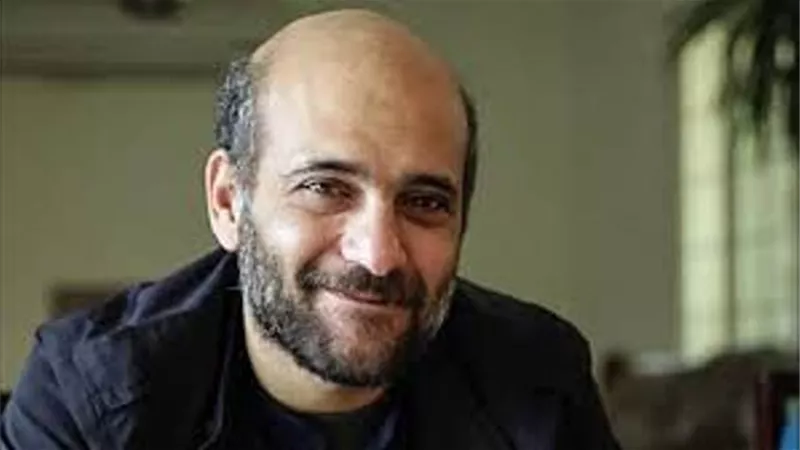 الإرهابي رامي شعث يرتمي في أحضان الإخوان ويستثمر أموال الغلابة مع الإرهابيين