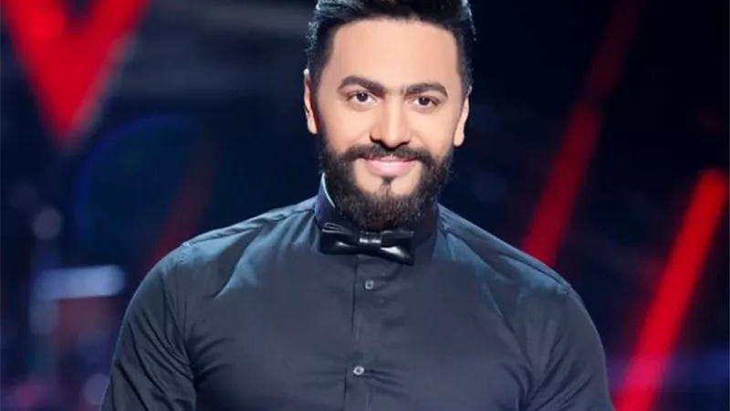 تامر حسني يحيي حفلاً جماهيرياً بالعلمين الجديدة