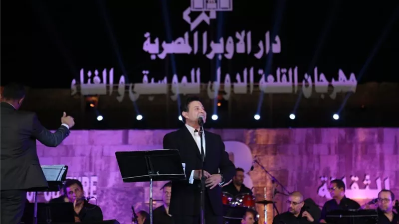 هانى شاكر يستعيد ذكريات مشواره الفنى فى مهرجان القلعة