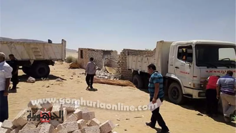 تنفيذ ١٥ حالة إزالة تعديات علي الأراضي الزراعية بمركز الخارجة