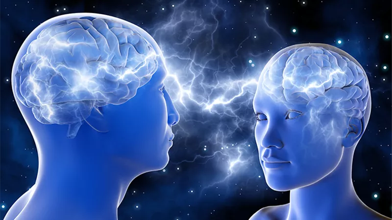علميا.. الانسان يتحمل الألم بشكل مضاعف اذا كان بالقرب من حبيبة خاصة عند النظر لعينية