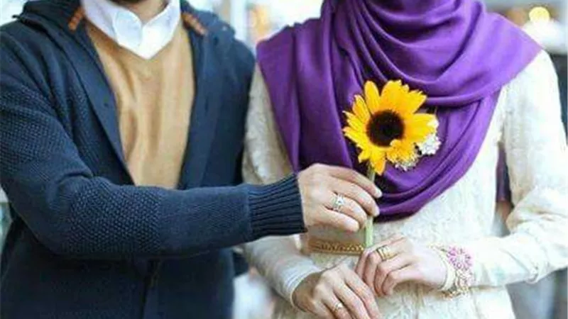 امراة تخلع زوجها لتلبيته كل طلباتها .. حبه خنقنى