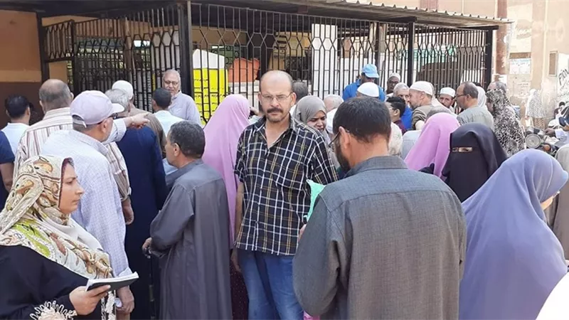 التأمين الصحي بالمنوفية.. إذلال ومهانة للكبار قبل الصغار.. صــــور