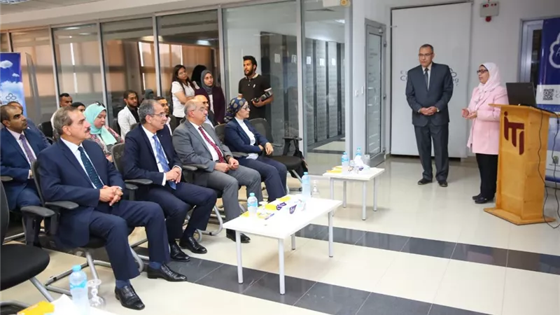 طلعت يدعم مبادرات معهد تكنولوجيا المعلومات لبناء قدرات شباب الصعيد