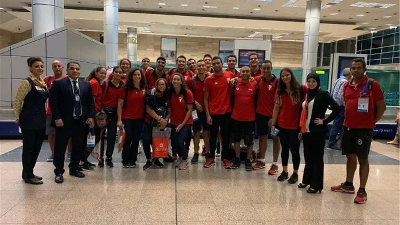 عودة ابطال منتخب السباحة من المغرب
