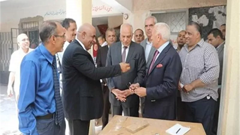 محافظ الجيزة يتفقد اعمال صيانة المدارس بأحياء الهرم والعمرانية