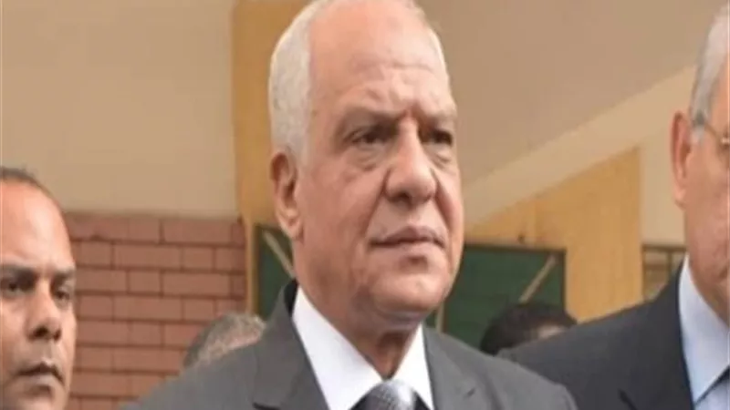 بعد واقعة وفاة طفل ببالوعة صرف صحى بالطالبية .. محافظ الجيزة يقرر إحالة الواقعة للنيابة العامة